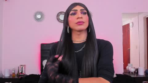 Abbigail Fuster  online show from 01-27-25, 11:11