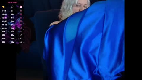 Snapshot of abbinatural chatting on 02-05-25, 06:13 AbbiNatural online show from 02-05-25, 06:13