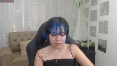 Snapshot of abbiross chatting on 12-07-24, 12:41 Abbi online show from 12-07-24, 12:41