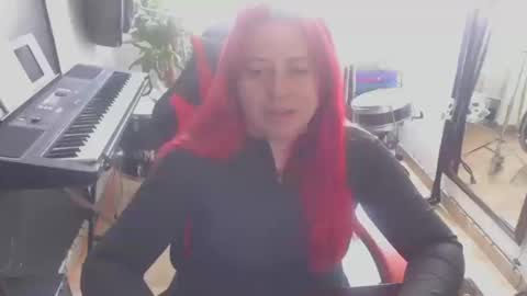 abby iloveit online show from 10-20-25, 03:12