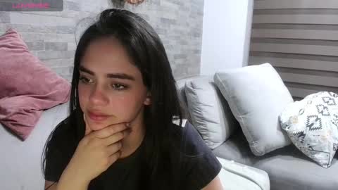 Snapshot of abby_jensen chatting on 01-15-25, 02:27 abby jense online show from 01-15-25, 02:27