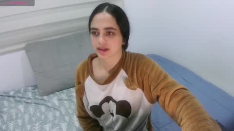 Snapshot of abby_jensen chatting on 09-27-25, 05:01 abby jense online show from 09-27-25, 05:01