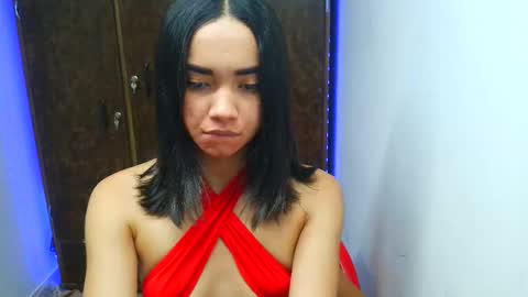 Snapshot of abby_johnson_cute chatting on 10-24-25, 09:22 abby online show from 10-24-25, 09:22