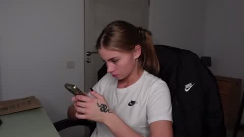 Snapshot of abby_laker chatting on 01-08-25, 09:01 ABBY LAKER online show from 01-08-25, 09:01