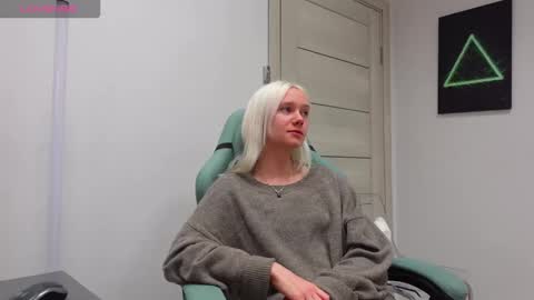 Snapshot of abby_laker chatting on 09-28-25, 05:57 ABBY LAKER online show from 09-28-25, 05:57