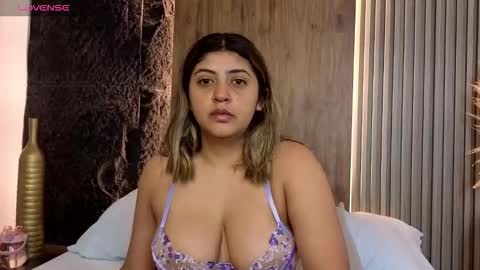 Snapshot of abby_millerr_ chatting on 11-08-25, 12:16 Abbygail online show from 11-08-25, 12:16