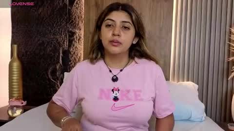 Snapshot of abby_millerr_ chatting on 11-15-25, 12:45 Abbygail online show from 11-15-25, 12:45