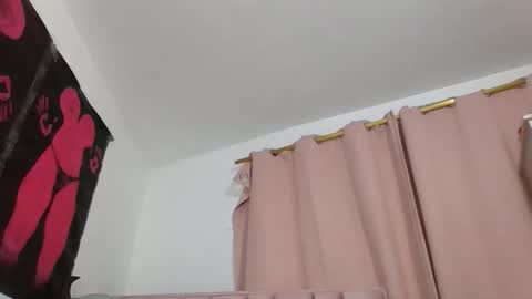 abby_moss_2 online show from 12-03-25, 09:18