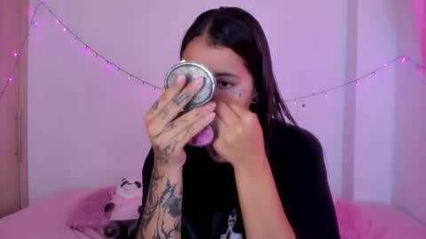 Snapshot of abby_rousee chatting on 10-01-25, 01:06 abby_rousee online show from 10-01-25, 01:06