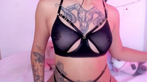Snapshot of abby_rousee chatting on 10-04-25, 01:20 abby_rousee online show from 10-04-25, 01:20