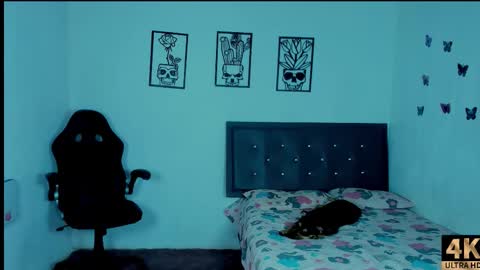 Abby online show from 11-09-25, 12:42