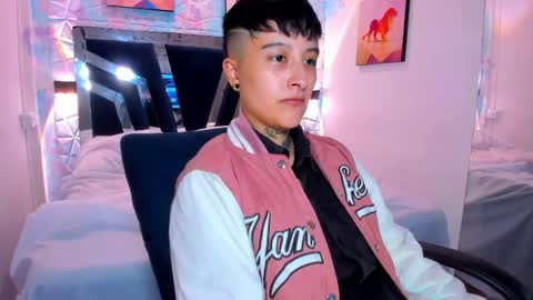 Abby online show from 10-04-25, 07:06