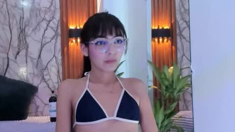 abbybennett1 online show from 10-25-25, 11:07