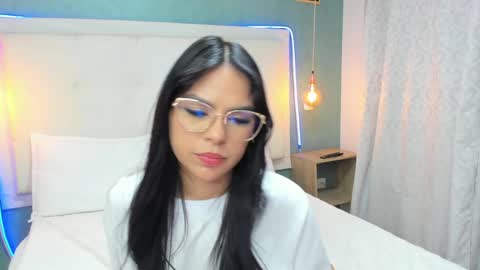Snapshot of abbydixon1 chatting on 12-14-24, 06:56 Abby Dixon  online show from 12-14-24, 06:56