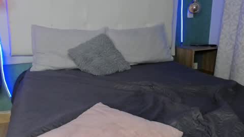 Snapshot of abbydixon1 chatting on 02-12-25, 03:29 Abby Dixon  online show from 02-12-25, 03:29