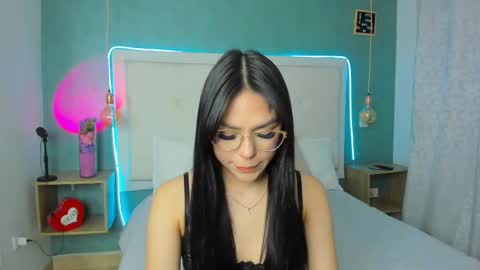 Snapshot of abbydixon1 chatting on 02-26-25, 12:05 Abby Dixon  online show from 02-26-25, 12:05