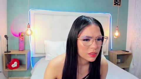 Snapshot of abbydixon1 chatting on 02-28-25, 11:56 Abby Dixon  online show from 02-28-25, 11:56