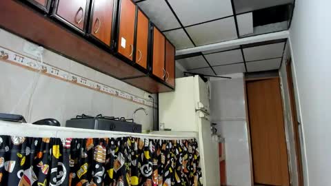 Snapshot of abbyhowlland chatting on 12-22-24, 03:44 sara online show from 12-22-24, 03:44