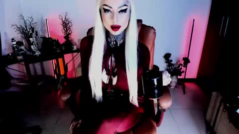 Snapshot of abbypink69 chatting on 03-06-25, 01:37 Abby online show from 03-06-25, 01:37