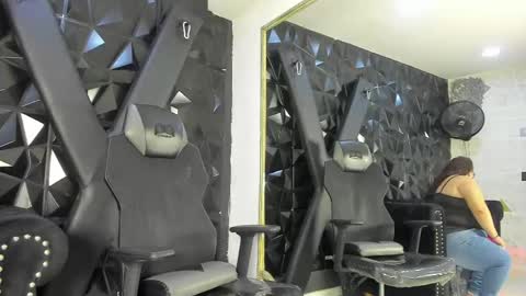 abbyrogers1 online show from 04-13-26, 04:29