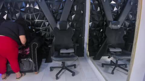 abbyrogers1 online show from 04-14-26, 03:23