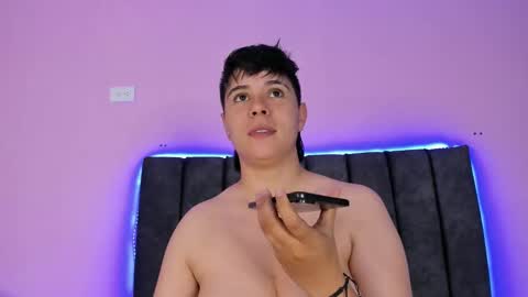 Abby Smith online show from 01-11-25, 03:20