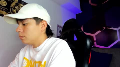 Abby Smith online show from 11-29-25, 07:39