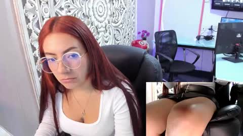 Snapshot of abbystones chatting on 01-25-25, 06:13 Abby Stones online show from 01-25-25, 06:13