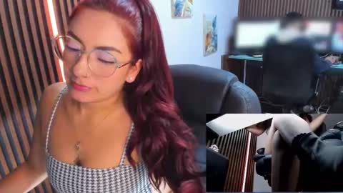 Snapshot of abbystones chatting on 02-18-25, 06:04 Abby Stones online show from 02-18-25, 06:04