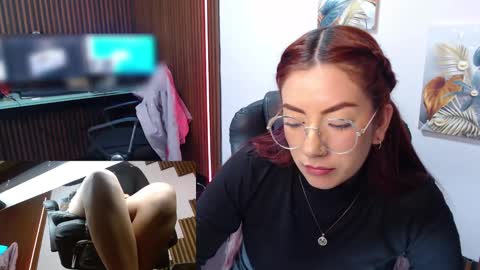 Snapshot of abbystones chatting on 03-06-25, 06:26 Abby Stones online show from 03-06-25, 06:26