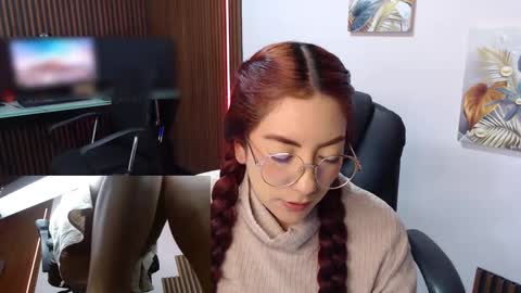 Snapshot of abbystones chatting on 03-07-25, 03:18 Abby Stones online show from 03-07-25, 03:18