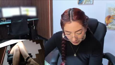 Snapshot of abbystones chatting on 03-08-25, 06:26 Abby Stones online show from 03-08-25, 06:26