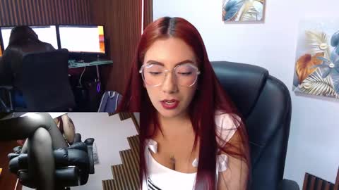 Snapshot of abbystones chatting on 03-10-25, 03:20 Abby Stones online show from 03-10-25, 03:20