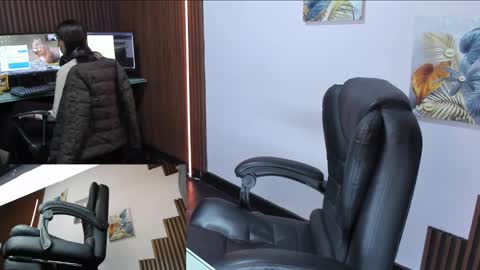 Snapshot of abbystones chatting on 03-11-25, 02:40 Abby Stones online show from 03-11-25, 02:40