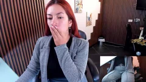 Snapshot of abbystones chatting on 10-01-25, 10:21 Abby Stones online show from 10-01-25, 10:21