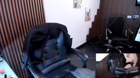 Snapshot of abbystones chatting on 10-06-25, 11:29 Abby Stones online show from 10-06-25, 11:29