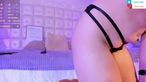 Snapshot of abbysweet1_ chatting on 12-05-24, 02:44 Abigail online show from 12-05-24, 02:44