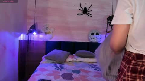 Snapshot of abbysweet1_ chatting on 10-08-25, 11:30 Abigail online show from 10-08-25, 11:30