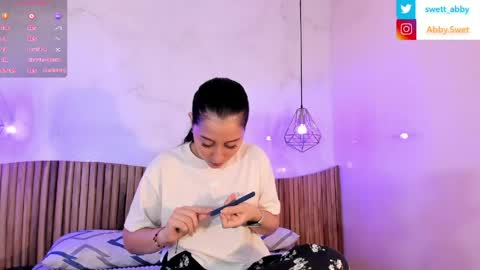 Snapshot of abbysweet1_ chatting on 06-07-26, 03:10 Abigail online show from 06-07-26, 03:10