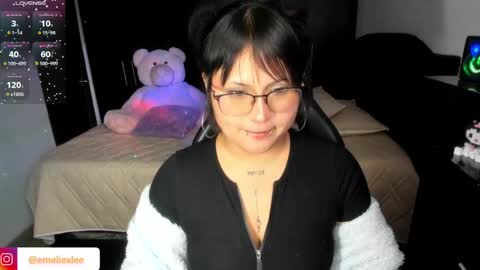 Snapshot of abbyxlee chatting on 02-20-25, 10:37     online show from 02-20-25, 10:37