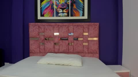 Snapshot of abella_lov chatting on 12-18-25, 12:11 abella_lov online show from 12-18-25, 12:11