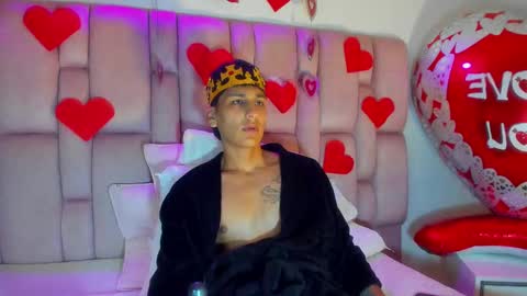 Snapshot of abie_max chatting on 02-14-25, 01:34 abie max online show from 02-14-25, 01:34