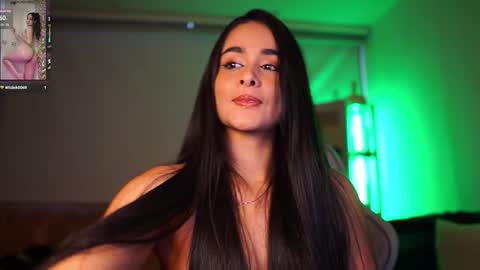 Snapshot of abigail_adamss_ chatting on 09-15-25, 08:42 Abigail online show from 09-15-25, 08:42