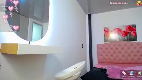 Snapshot of abigail_f00x chatting on 11-13-25, 01:54 Abigail online show from 11-13-25, 01:54