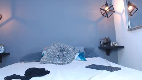 Abigail online show from 02-12-25, 11:07