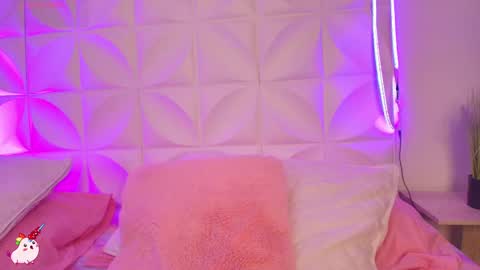 Abril  online show from 09-17-25, 10:06