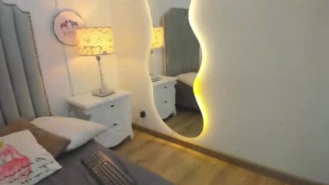 abril_castro_ online show from 07-09-26, 07:29