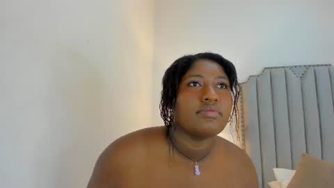 abril_castro_ online show from 07-19-26, 07:39