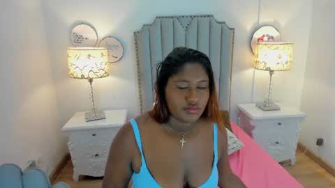abril_castro_ online show from 07-25-26, 07:33