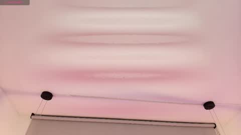  Abril  online show from 10-29-25, 04:09